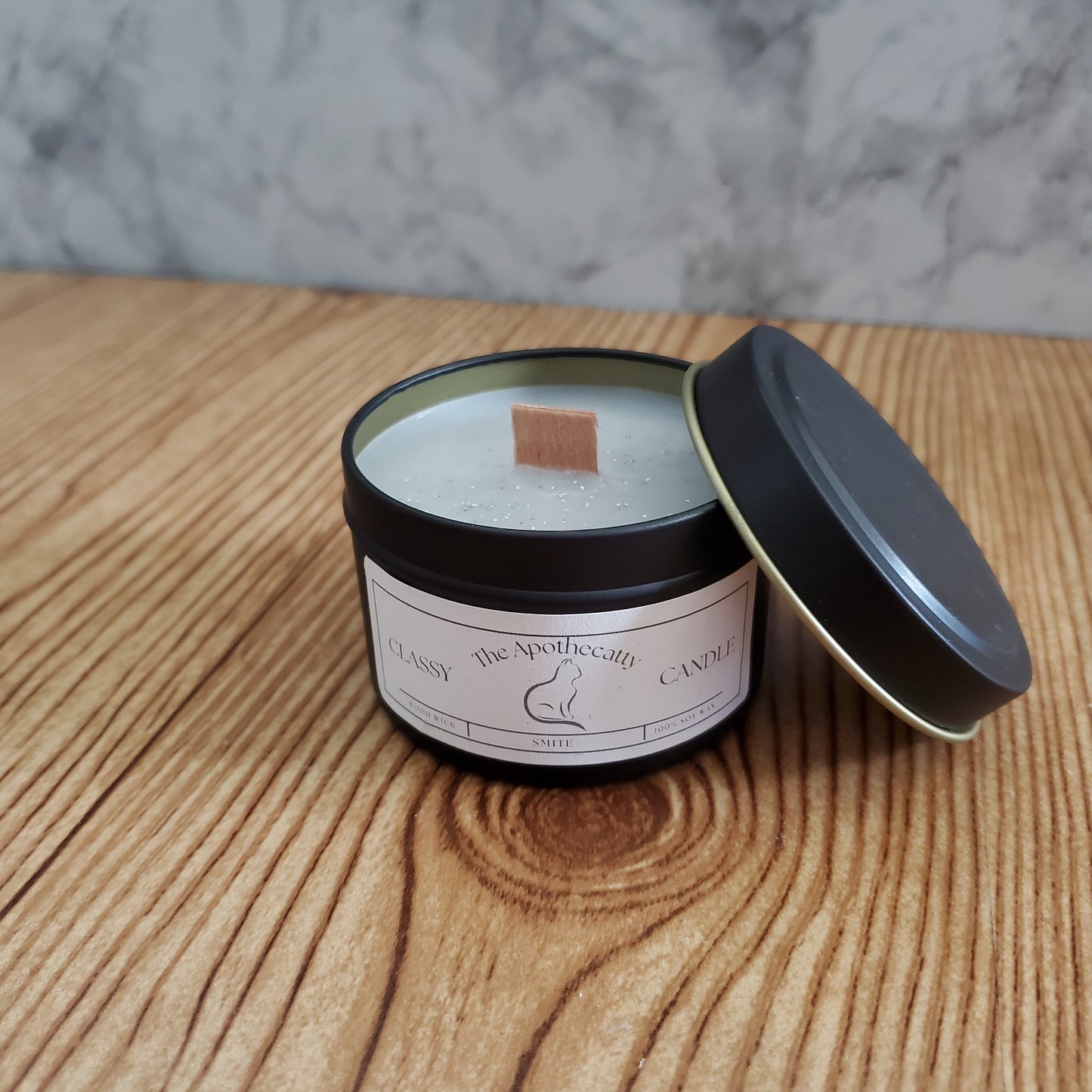 Class-y Soy Wax Candle (Wood Wick)